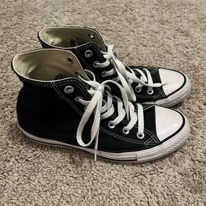 Black high top converse